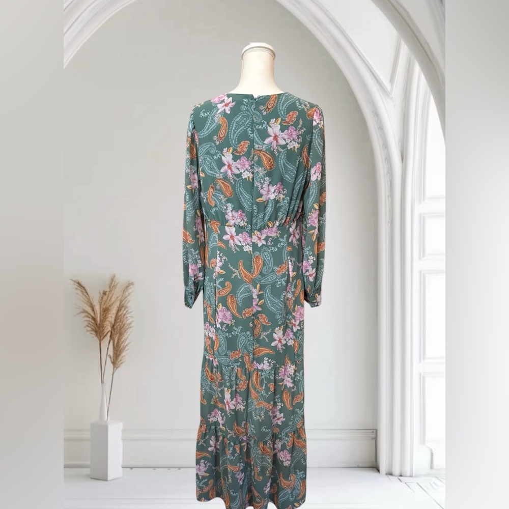 Bar III Plus Floral Chiffon Long-Sleeve Maxi Dress - Picture 6 of 7